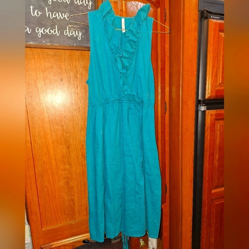 Old Navy Teal Sleeveless Ruffle Midi/Maxi Summer Dress In A Size XL.